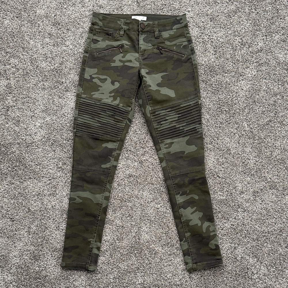 love, Fire Green Camo Skinny Jeans
